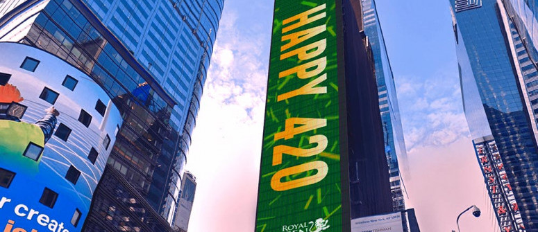 Royal Queen Seeds celebra il 4/20 con un annuncio a Times Square 