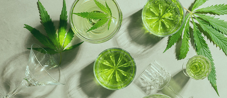 I 4 migliori cocktail alla cannabis per la notte di Capodanno